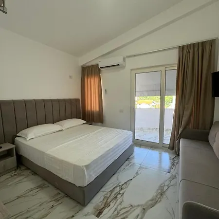 Star & Restaurant Apartamento
