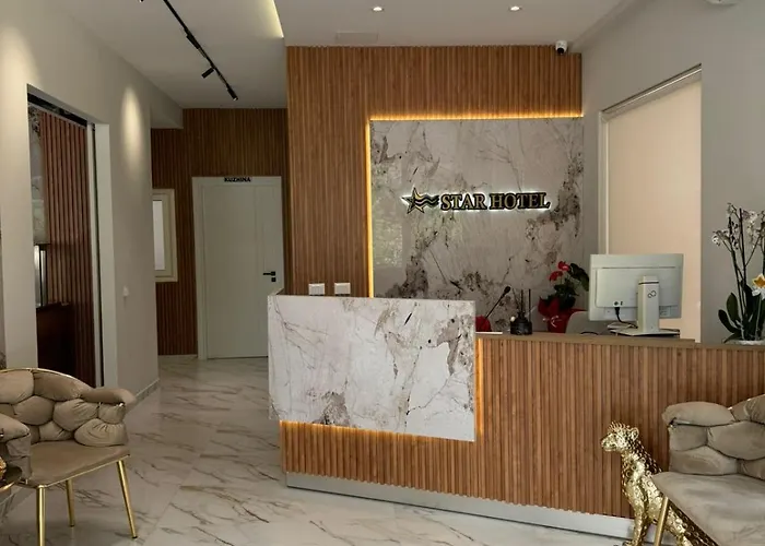 Star & Restaurant * 格勒姆