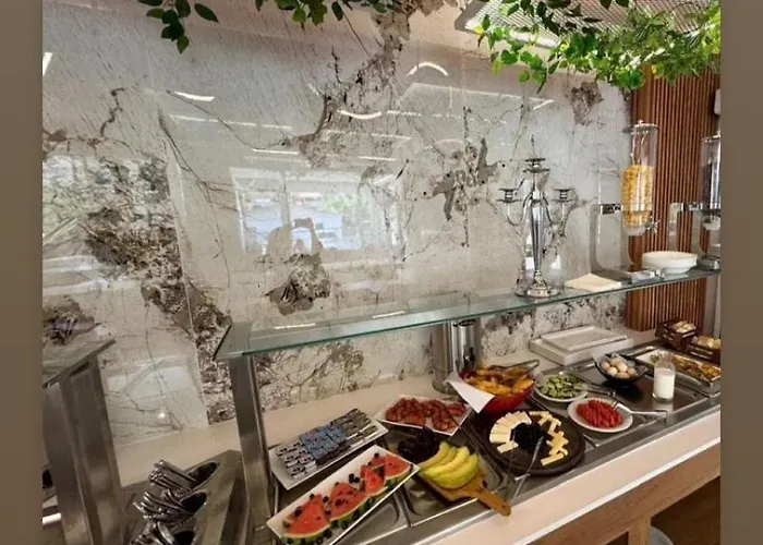 Star & Restaurant * 格勒姆