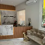 Star & Restaurant Appartement Golem (Tirana)
