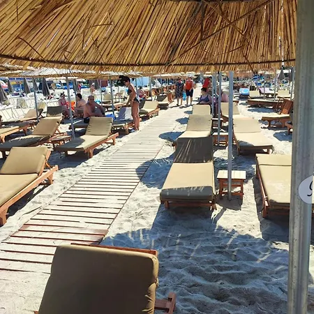 Star & Restaurant Golem (Tirana)