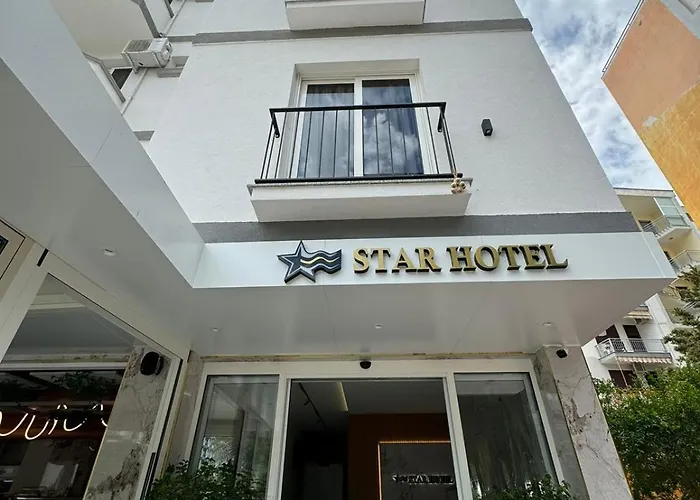 Star & Restaurant Lägenhet Golem (Tirana)