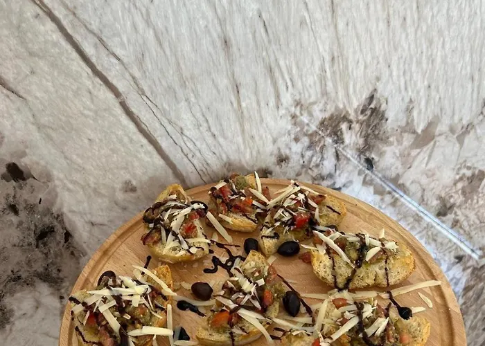 Star & Restaurant * Golem (Tirana)