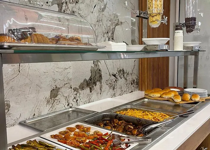Star & Restaurant *