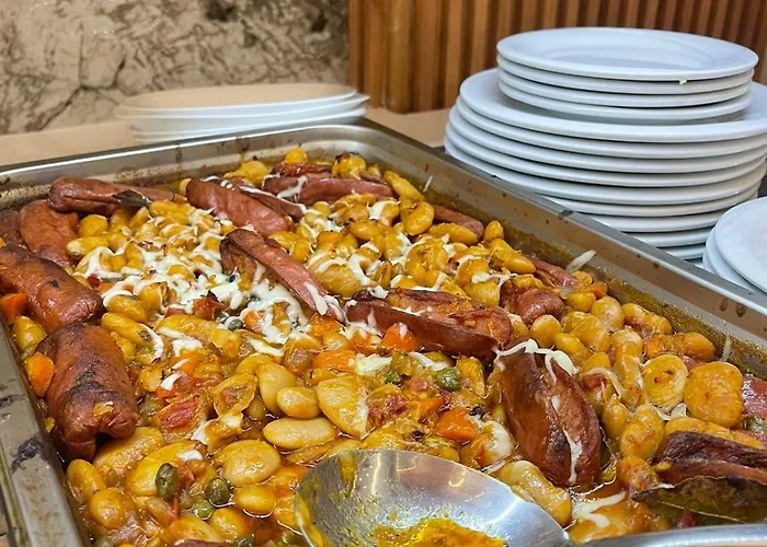 Appartement Star & Restaurant Golem (Tirana)